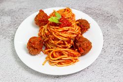 Spaghetti With Meat Balls